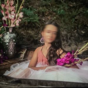 Meet your Posher, Maya